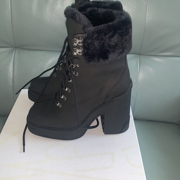 Moncler Platform Bootie - Picture 3 of 10